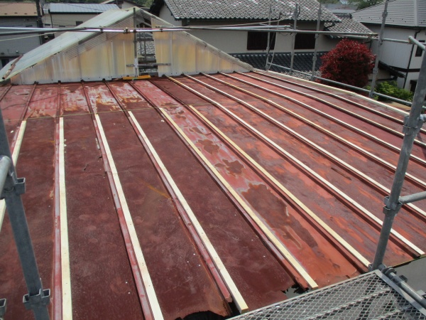 野地板下地の取り付けが終了しました