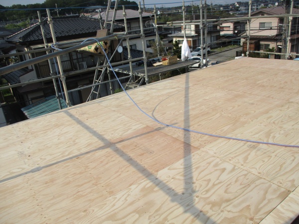 野地板の取り付けが終了しました