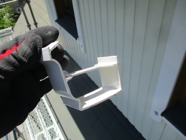 軒継ぎ手の内側です