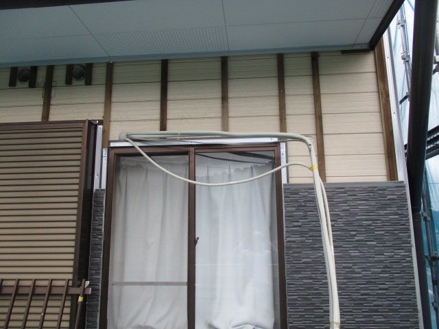 外壁材を貼りました