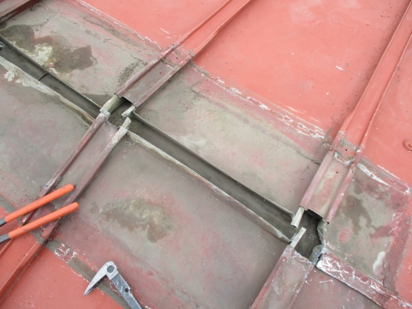 棟内の清掃終了後です