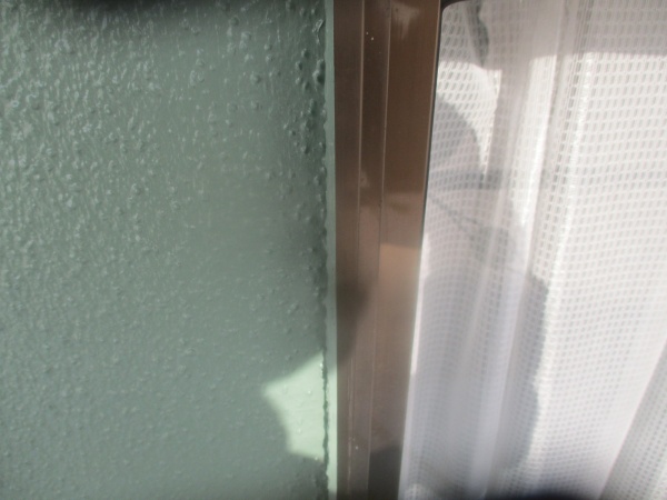 外壁の補修が終了しました