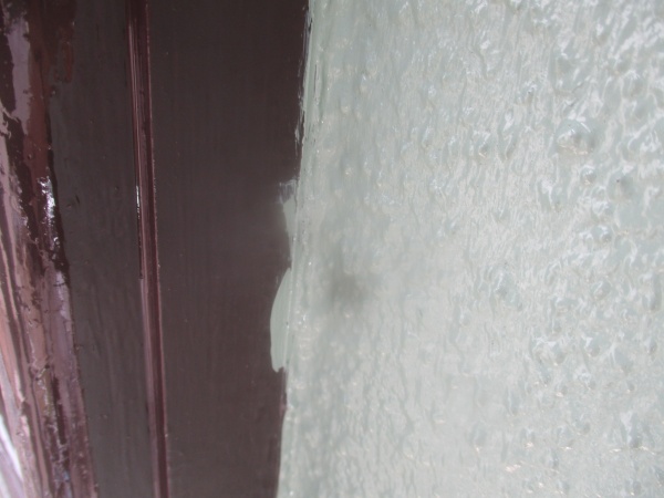 補修前の外壁の状態です