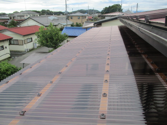 ２階のポリカの施工が終了しました