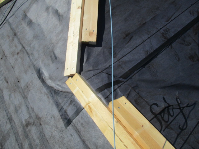 谷樋の取り付け位置です