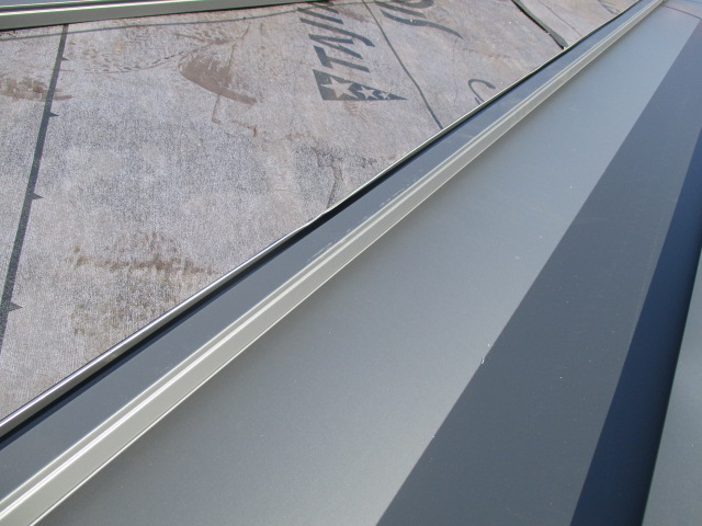 見切り縁を取り付けました