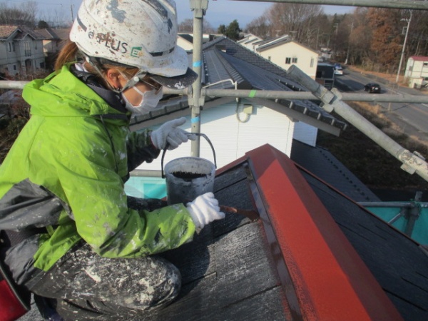 スレート目地のダメ込み中です