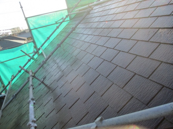 大屋根の中塗り終了です