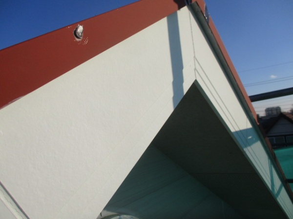 破風板の中塗り終了です