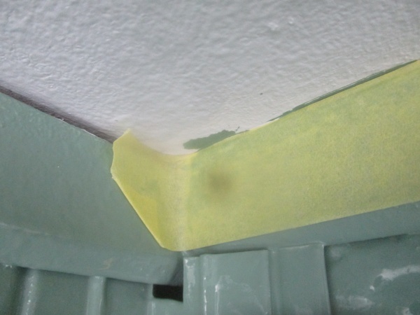 軒天の補修中です