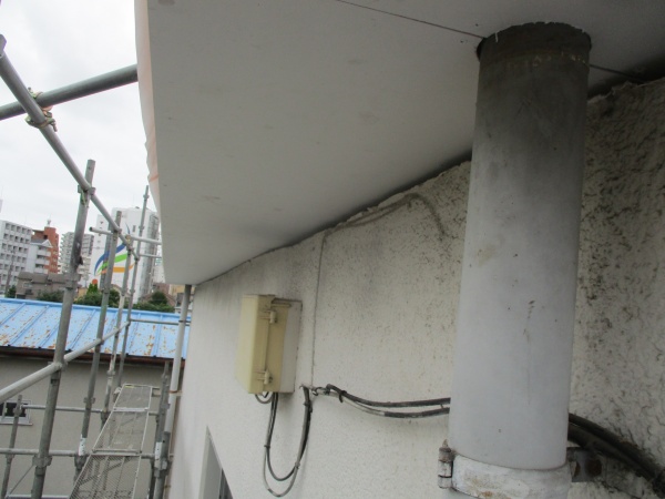 軒天の取り付けが終了しました