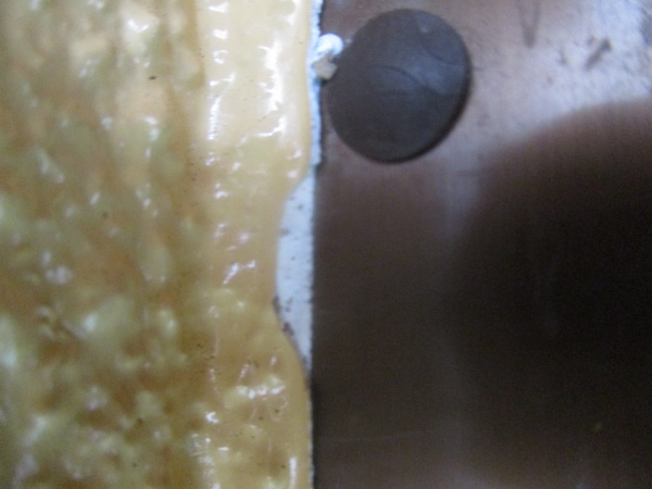 外壁塗装の剥がれです