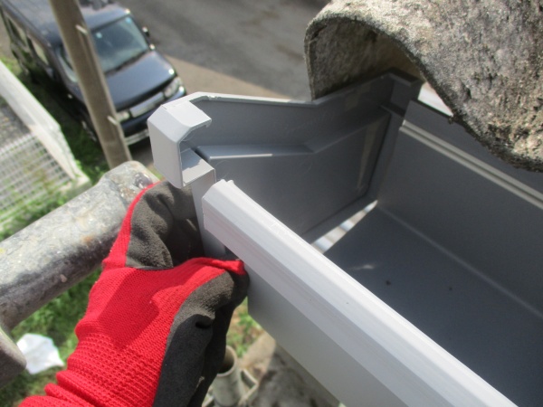 止まりを取り付けました