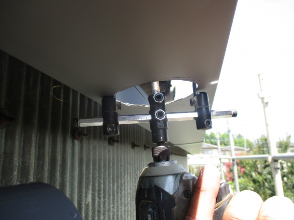 排水穴を開けました