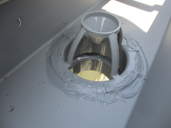 ドレンの取り付けが終了しました