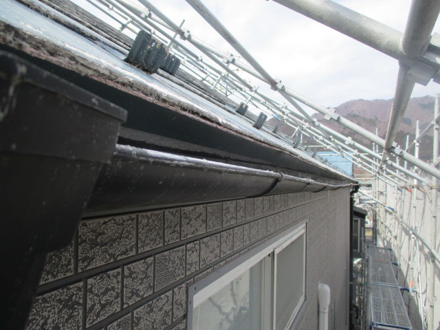 軒樋の破損箇所です