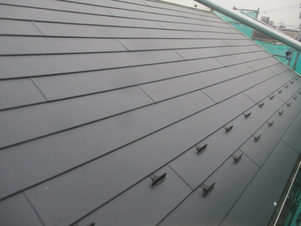 ルーフ貼り付け終了面です