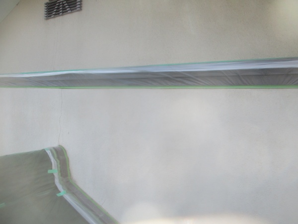 幕板の養生が終了しました