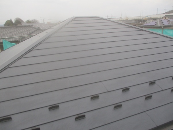 大屋根のカバー工事が終了しました