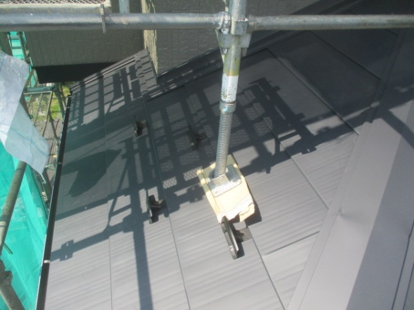 下屋根の完工です