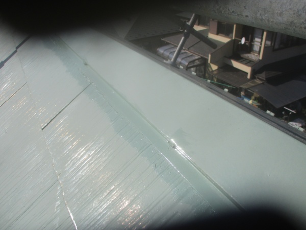 棟板金の取り付け終了です