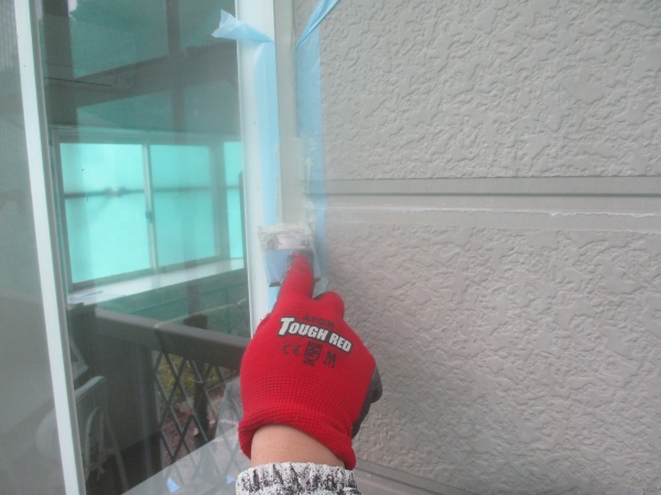 ヘラで均しました