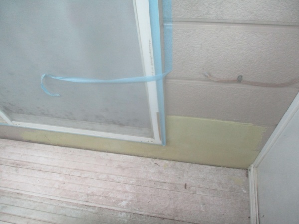 サイディングパテ処理が終了です