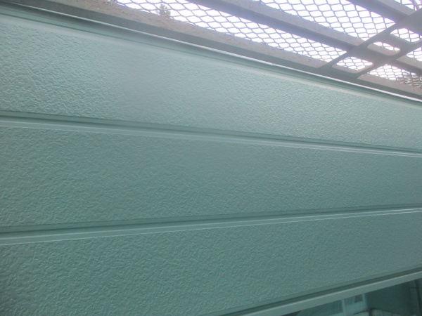 ２階部分の外壁塗装上塗りが終了しました