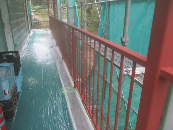 鉄部錆止め終了です