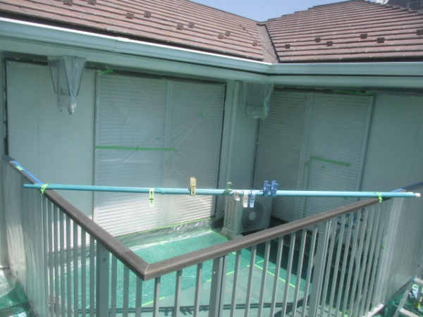 ２階部分の上塗り終了です