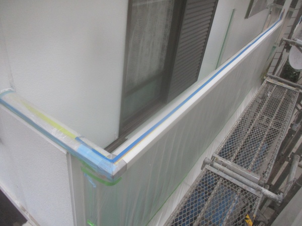 屋根塗装用の養生をしました