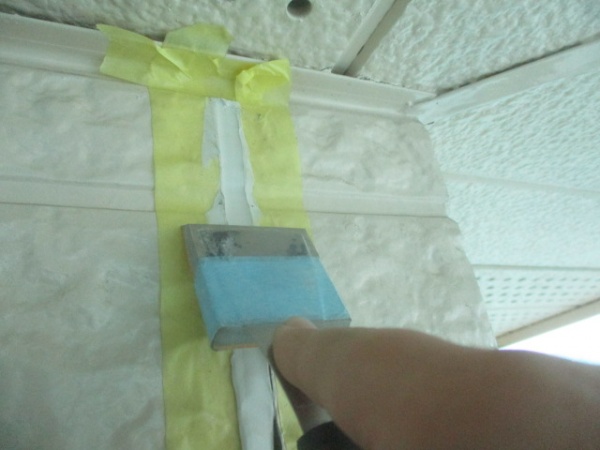 シーリング均し中です