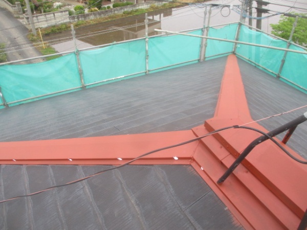 固定釘のシーリング作業が終了しました