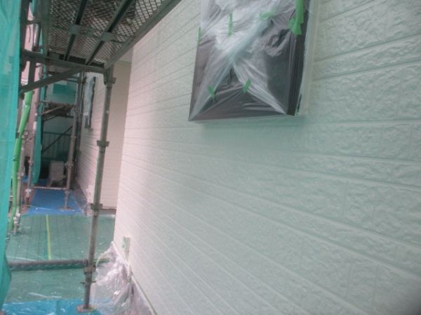 中塗り塗装が終了しました