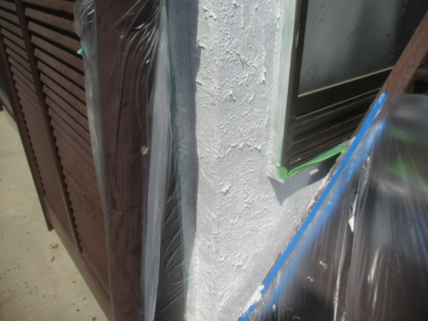 下塗りと模様付けが終了しました