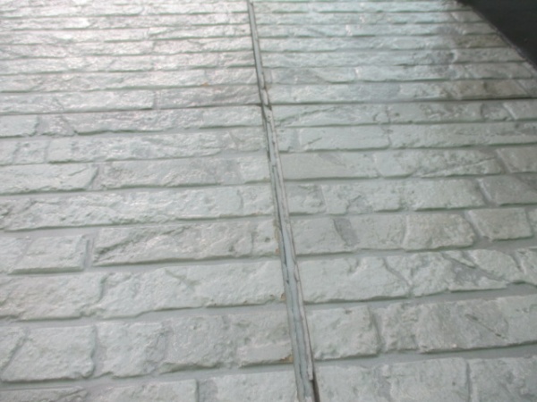 撤去前の外壁目地の状態です