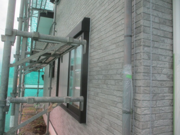 シーリング打ち替え終了です