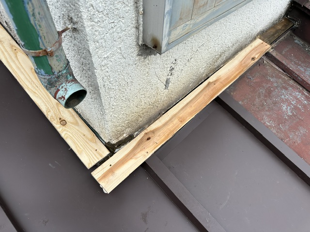 板金下地取り付け