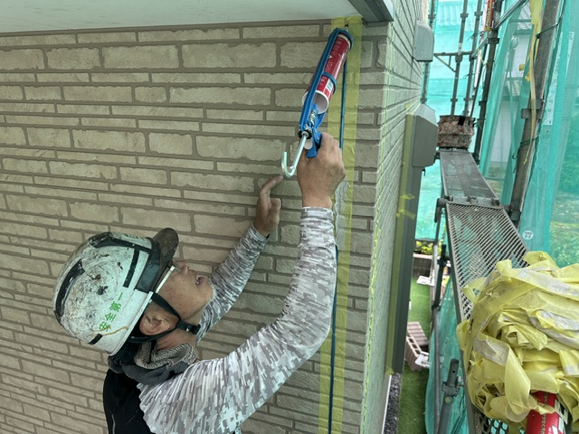 シーリング打設作業