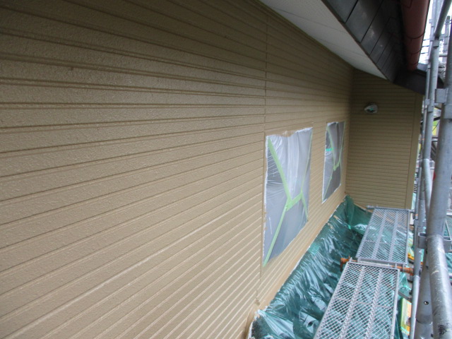 ２階の中塗りが終了しました