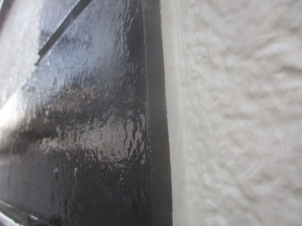 幕板の取り合い中塗りが終了しました