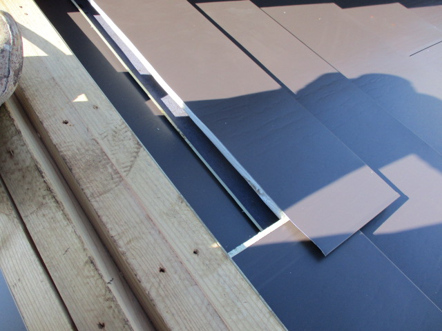 棟との取り合いを加工しました