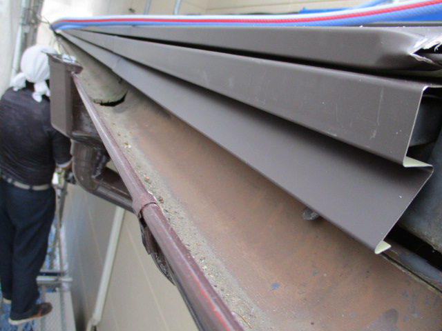 １段目の取り付けをしました