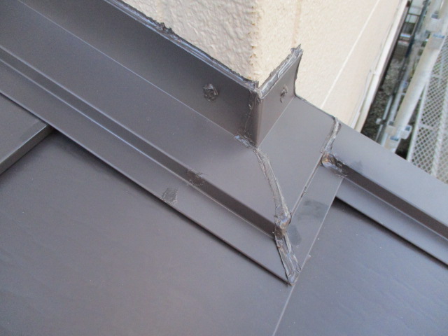 水切りの収まりです