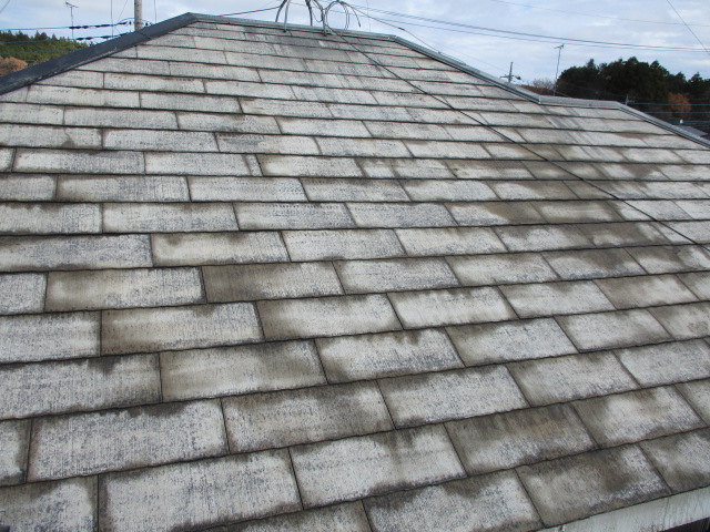 洗浄後の屋根の状態です