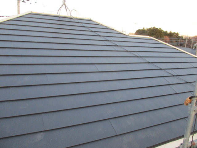 西面のルーフの取り付けが終了しました