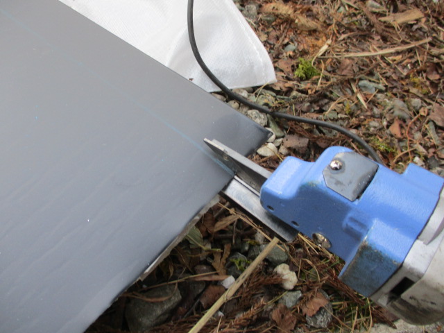 ルーフをカットしました