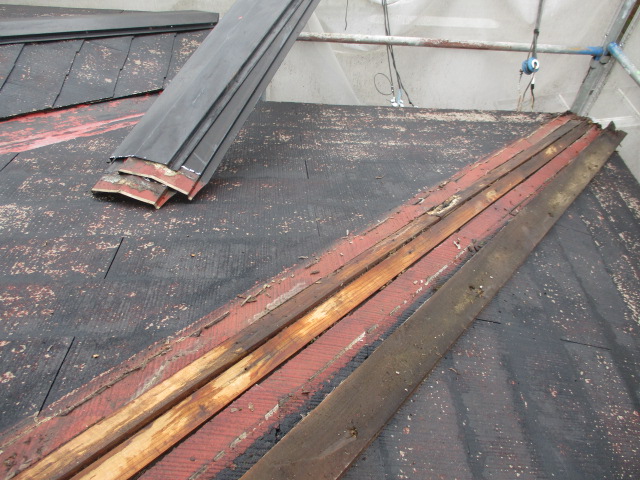 段差解消の貫きの状態です