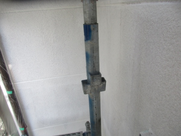 外壁塗装の下塗りが終了しました