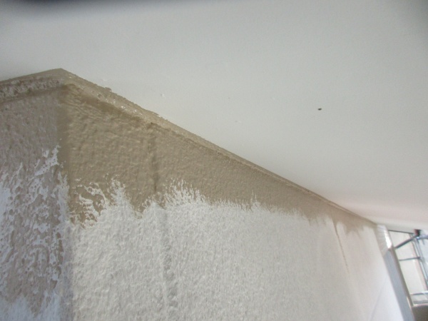 中塗りのだめ込み中です